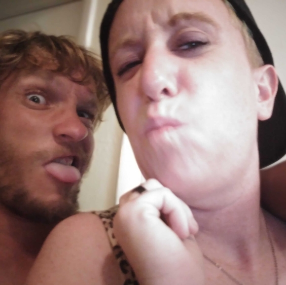 Meet your Posher, Lissa - Picture 1 of 1